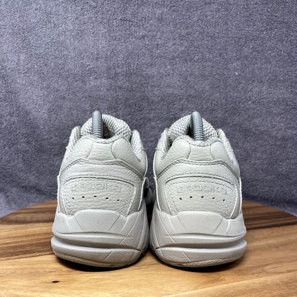 Brooks Addiction Walker Womens Size 9 D WIDE Beige Leather Casual Walking Shoes - Picture 5 of 9